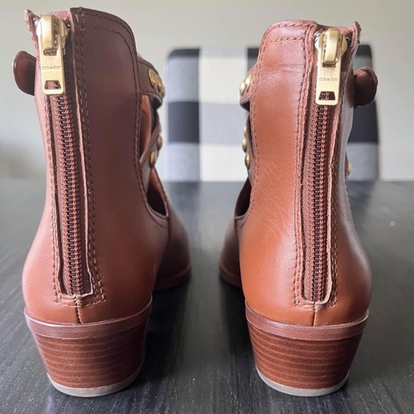 COACH Smooth Leather Booties 8 - Picture 3 of 6